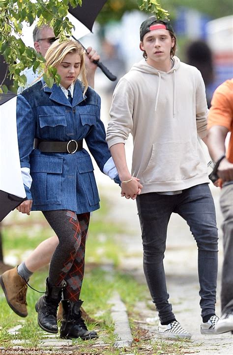 chloë grace moretz boyfriend